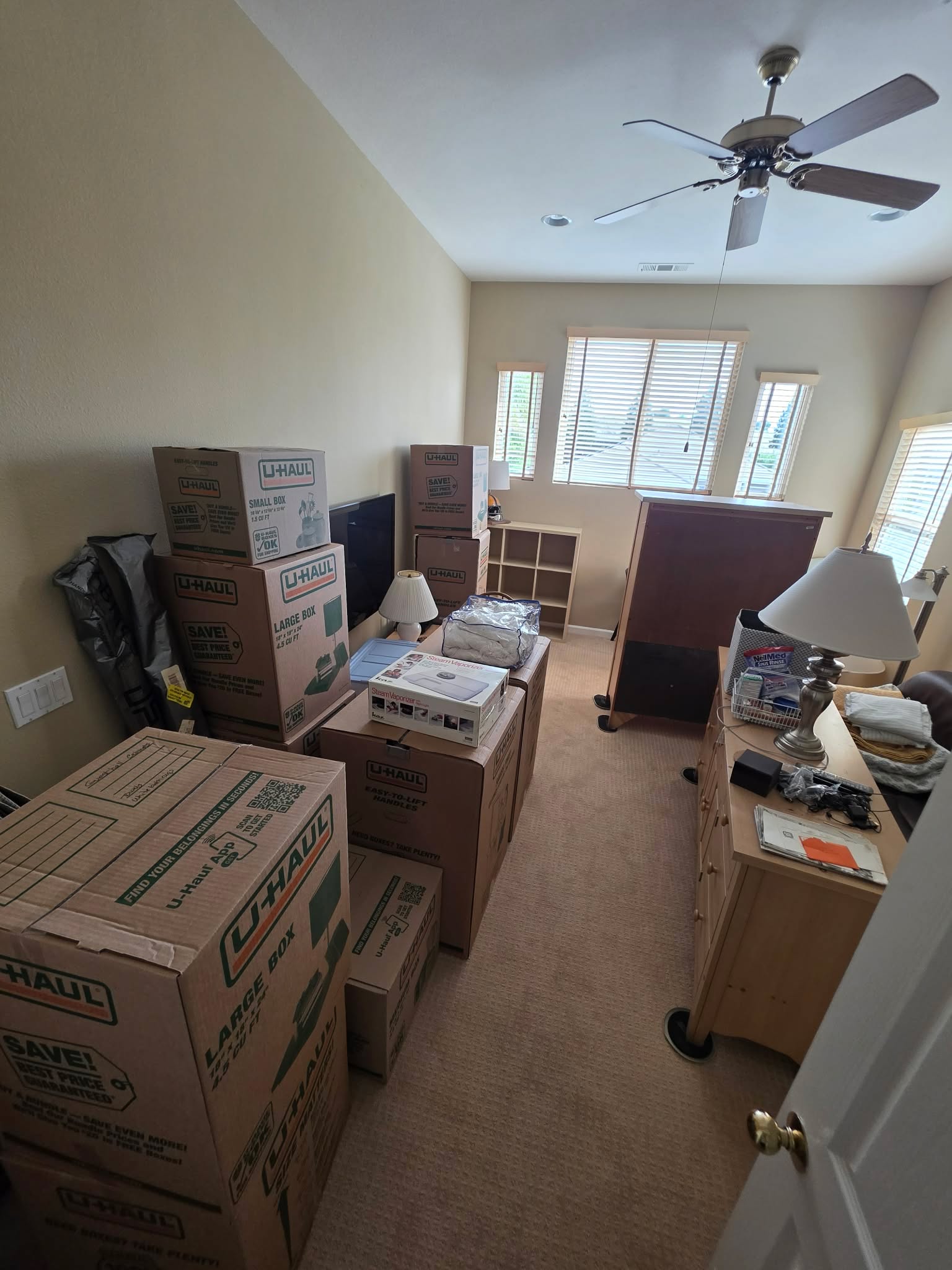 Servs Moving gallery photo